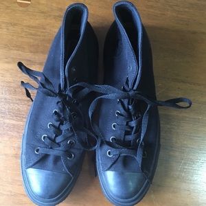 Chuck Taylor II Black converse hi tops